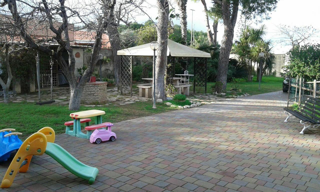 サン・カタルド Casina Delle Arti Bed & Breakfast エクステリア 写真